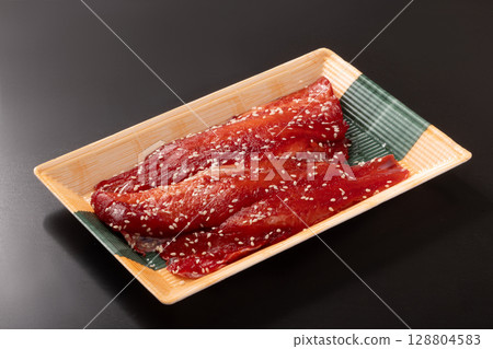 Red fish, mirin dried (bones removed) 128804583