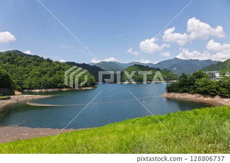 Lake Okutone in summer as seen from Yagisawa Dam, Minakami Town, Gunma Prefecture Lake Okutone in summer as seen from Yagisawa Dam, Minakami Town, Gunma Prefecture 128806737