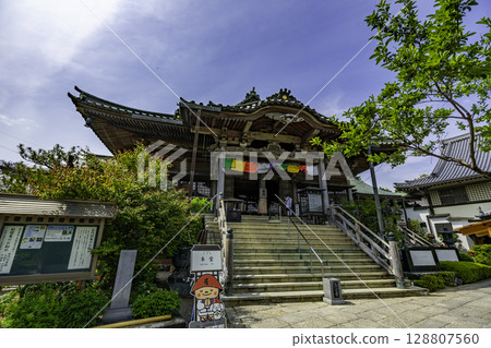 四國88所寺廟中的第19所:立寺本堂,德島縣小松島市 四國88所寺廟中的第19所:立寺本堂,德島縣小松島市 128807560