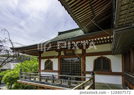 19th of the 88 Shikoku Temples: Kannon Hall, Tatsueji Temple, Komatsushima City, Tokushima Prefecture 128807572
