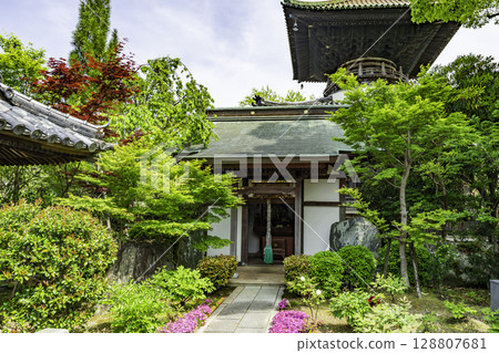 19th of the 88 Shikoku Temples: Tateji Temple, Bishamon-do Hall, Komatsushima City, Tokushima Prefecture 128807681