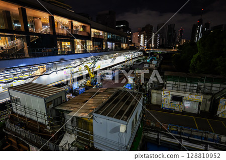 Ochanomizu Station Construction Night View May 2025 Ochanomizu Station Construction Night View May 2025 128810952
