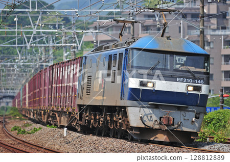 Tokaido Main Line, Manazuru, JR Freight, EF210-146 (Suita) Tokaido Main Line, Manazuru, JR Freight, EF210-146 (Suita) 128812889