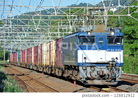 Tokaido Main Line Ninomiya-Kozu JR Freight EF64-1049 (Aichi) Tokaido Main Line Ninomiya-Kozu JR Freight EF64-1049 (Aichi) 128812912