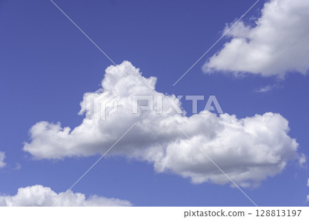 Summer cloud image 128813197