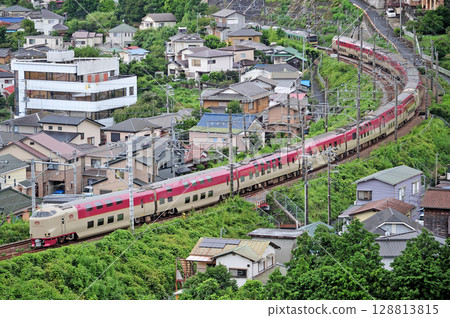 東海道線 湯河原真鶴 JR 西日本 285 系列 I1 列車(出雲) 日出 出雲 日出 瀨戶 東海道線 湯河原真鶴 JR 西日本 285 系列 I1 列車(出雲) 日出 出雲 日出 瀨戶 128813815