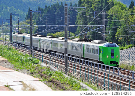 津輕海峽線，知裡內木古內，JR北海道，789系列0，HE-104編隊（函館），超級白鳥 128814295