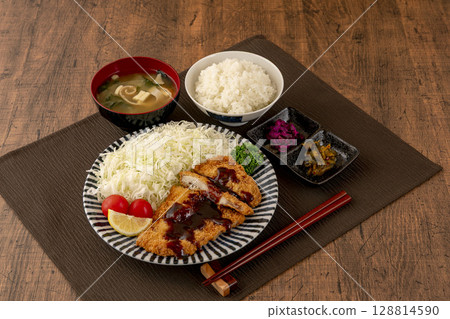 炸豬排，豬裡肌排，炸豬排，盤子 128814590