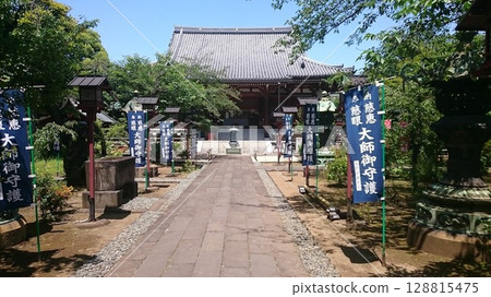 The Kaisando Hall of Kan'ei-ji Temple, located in Ueno Park, Taito Ward 128815475