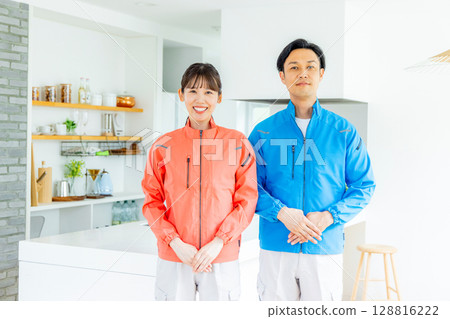 House keeper 128816222