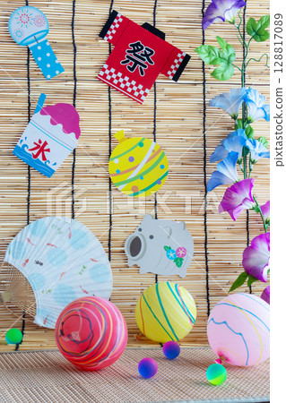 夏季節日 128817089