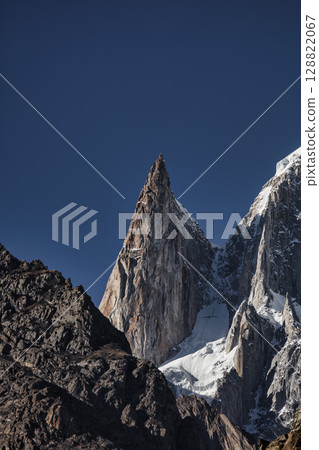Lady finger and Hunza peak mountains with snow capped.in the autumn scenery, Karakoram range. Hunza valley, Pakistan 128822067