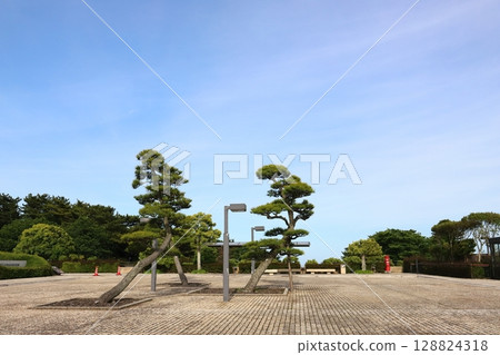 茨城縣北茨城縣圓形郵筒風景(天心紀念美術館) 茨城縣北茨城縣圓形郵筒風景(天心紀念美術館) 128824318
