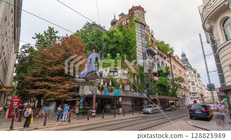 The Hundertwasserhaus apartment block timelapse hyperlapse in Vienna, Austria 128825989