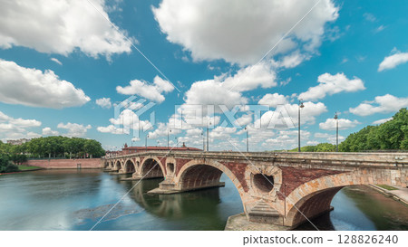Garonne River and Pont Neuf timelapse hyperlapse in downtown Toulouse, France 128826240