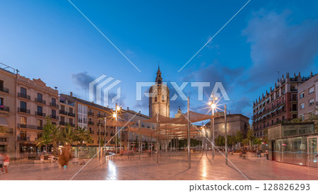 Panoramic day to night timelapse hyperlapse of Plaza de la Reina in Valencia, Spain. Panoramic day to night timelapse hyperlapse of Plaza de la Reina in Valencia, Spain. 128826293