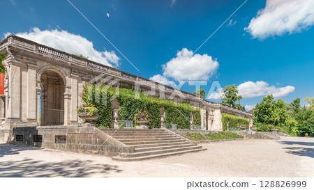 Palais du Capitole timelapse hyperlapse in Jardin public de Bordeaux, France 128826999