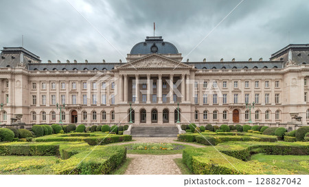 Timelapse of Royal Palace of Brussels, the King and Queen's official residence 128827042