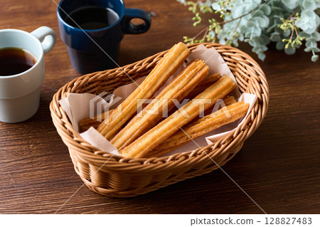 籃子裡的油條 128827483