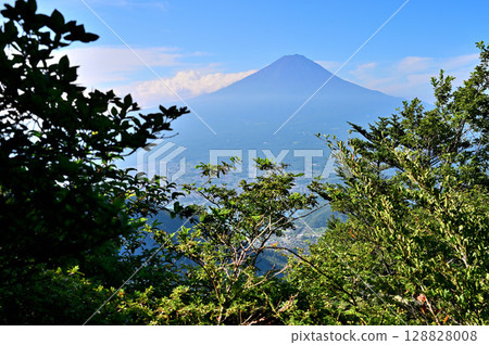 Mount Fuji in summer as seen from Mount Kurodake in the Misaka Mountains Mount Fuji in summer as seen from Mount Kurodake in the Misaka Mountains 128828008