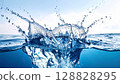 美麗的清水飛濺 128828295