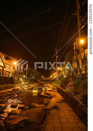 Night view of Tamatsukuri Onsen Night view of Tamatsukuri Onsen 128828976