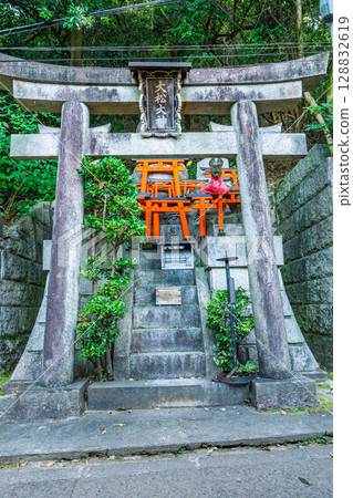 Fushimi Inari Taisha Shrine Omatsu Okami in Fushimi Ward, Kyoto City Fushimi Inari Taisha Shrine Omatsu Okami in Fushimi Ward, Kyoto City 128832619