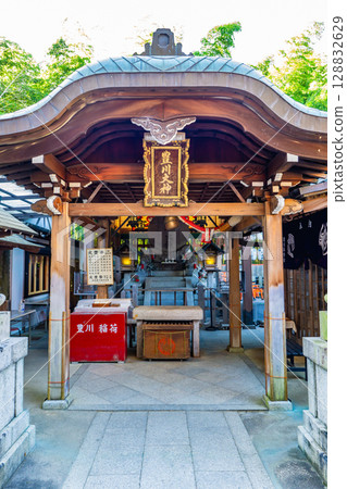 京都會伏見區伏見稻荷大社豐川大神 128832629