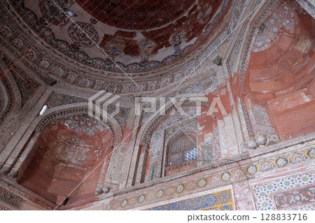 Jama Masjid Mosque in Fatehpur Sikri complex, Uttar Pradesh, India 128833716