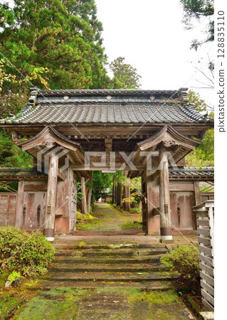 秋色的修月寺（新潟縣） 128835110