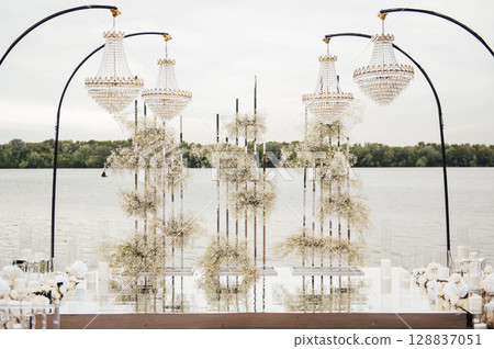 Luxury wedding photo zone with day lights 128837051