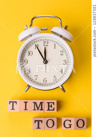 Time to go conceptual backdrop for going to school, students, starting a business 128837381