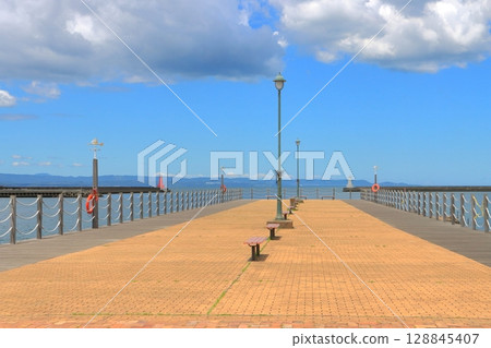 Kantankoen (West Oita Port, Oita City) 128845407