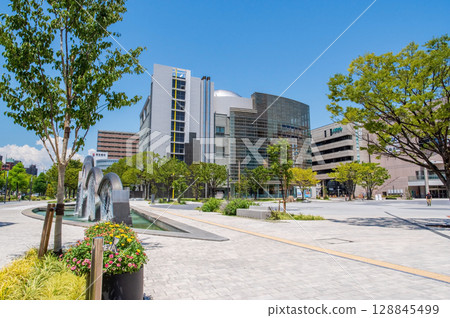 Yokkaichi City Park's symbolic fountain "The Bridge of the Seven Seas" 128845499