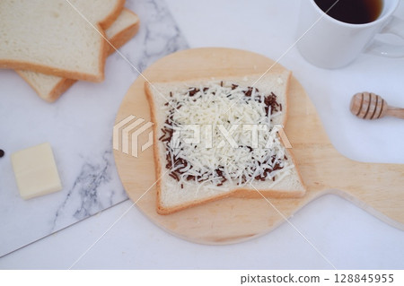 Simple Breakfast Preparation 128845955