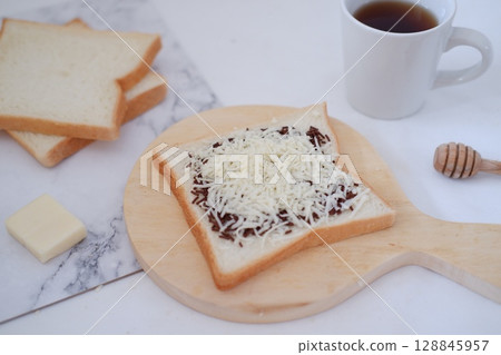 Simple Breakfast Preparation 128845957