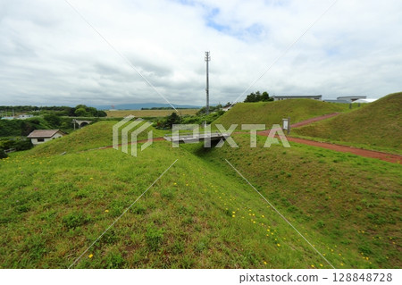 View of the dry moat of Shikoekan and the view towards Hakodate Airport (Hakodate, Hokkaido) 128848728
