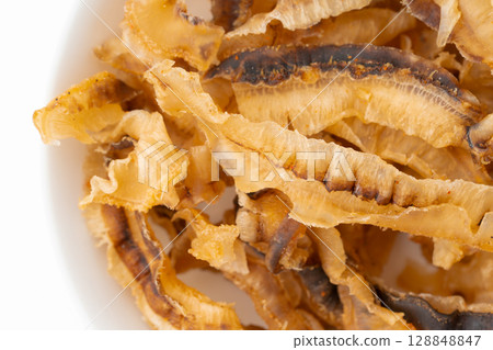 Close-up of scallops on a plate Close-up of scallops on a plate 128848847