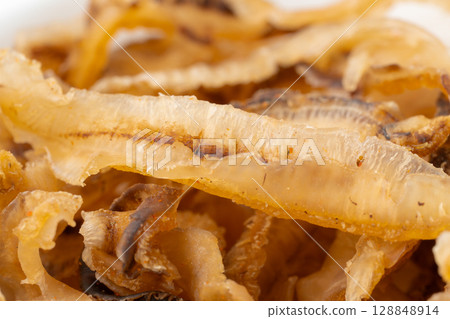 Close up of scallop strings 128848914