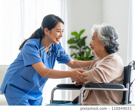 Doctors who care for their patients 128849031