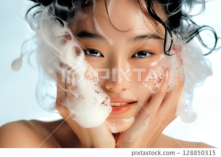 Beautiful skin Japanese woman washing her face Hair and makeup style Beautiful woman image generated by AI (horizontal photo) 128850315