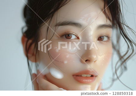 Beautiful skin Japanese woman washing her face Hair and makeup style Beautiful woman image generated by AI (horizontal photo) 128850318
