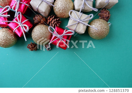 綠色聖誕圖 128851370