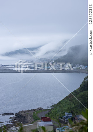 Scenery of Rausu Town, Hokkaido 128852358