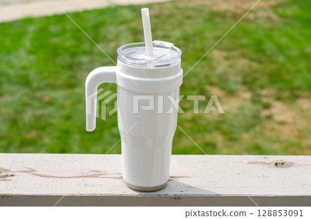 White Insulated Mug with Handle and Straw Outdoor Hydration White Insulated Mug with Handle and Straw Outdoor Hydration 128853091