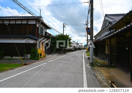 Tamba Sasayama - Fukuzumi Townscape - Nationally Important Preservation District for Groups of Traditional Buildings Tamba Sasayama - Fukuzumi Townscape - Nationally Important Preservation District for Groups of Traditional Buildings 128857124