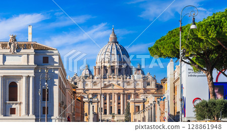 羅馬世界遺產聖彼得大教堂 羅馬世界遺產聖彼得大教堂 128861948