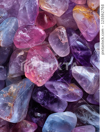 水晶滾石AI圖像 128862768