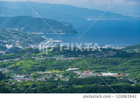 Coastal streets of the Izu Peninsula 128863642