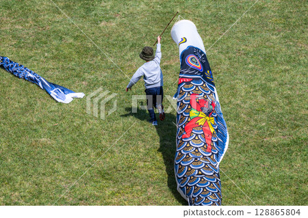 Children's Day - Playing with the Wind Children's Day - Playing with the Wind 128865804